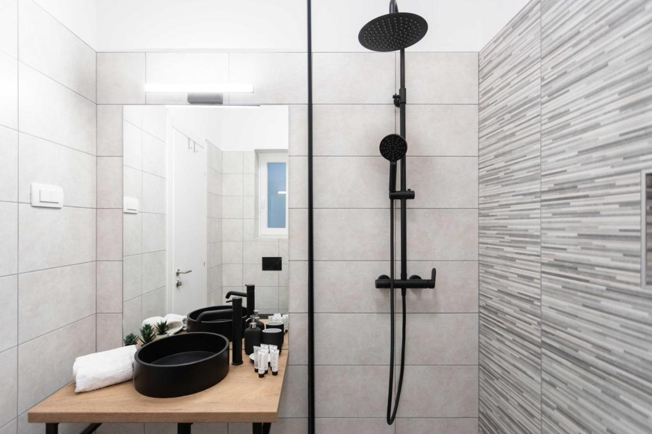 Design City Center Apartments Near Park Zrinjevac ซาเกร็บ ภายนอก รูปภาพ