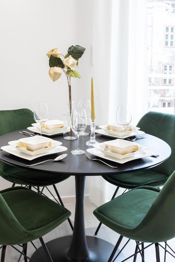 Design City Center Apartments Near Park Zrinjevac ซาเกร็บ ภายนอก รูปภาพ