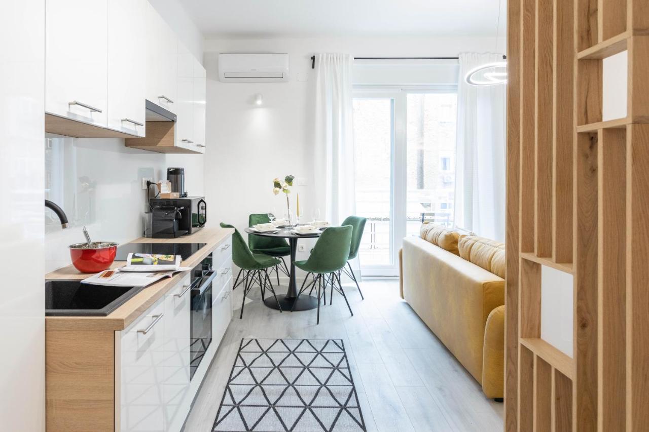 Design City Center Apartments Near Park Zrinjevac ซาเกร็บ ภายนอก รูปภาพ