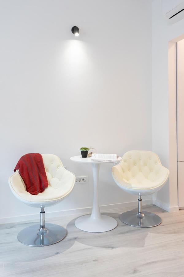 Design City Center Apartments Near Park Zrinjevac ซาเกร็บ ภายนอก รูปภาพ